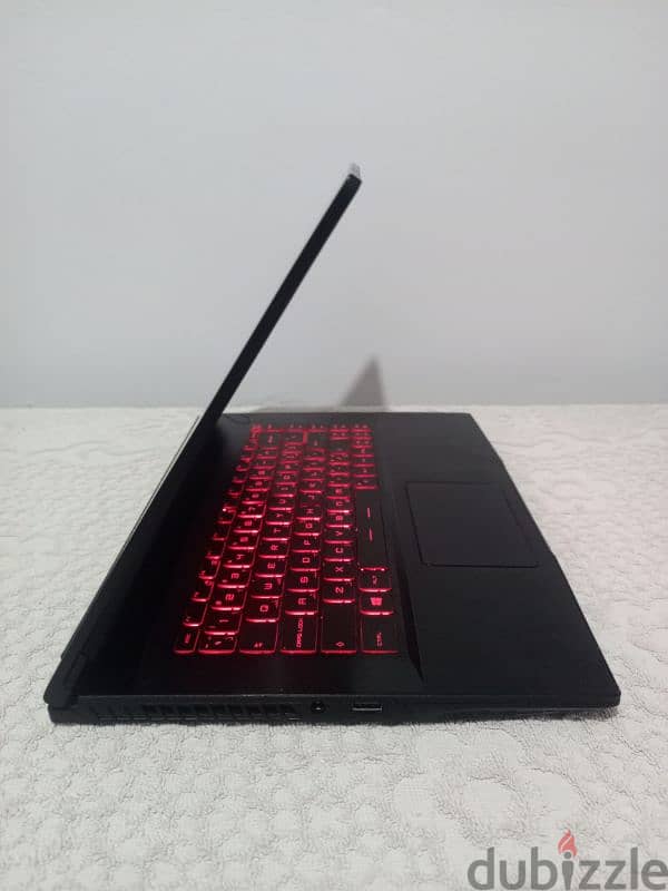 like new gaming MSI laptop 6