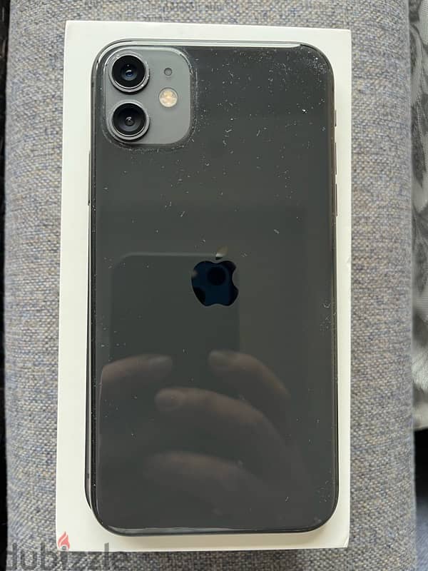 iPhone 11 Black 128 GB 1