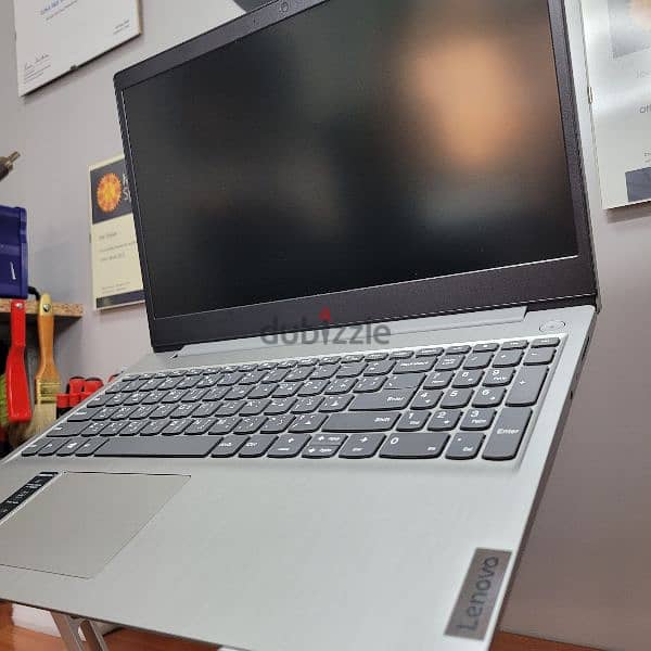 "The perfect office laptop"  I3-10th / 4gb / 1.25Tb / slim 2