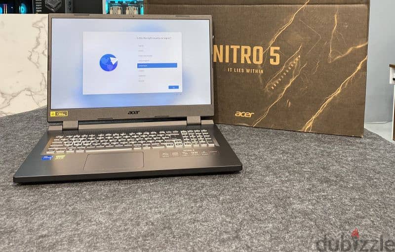 Nitro 5 Gaming Laptop 17.3 (2022) 1