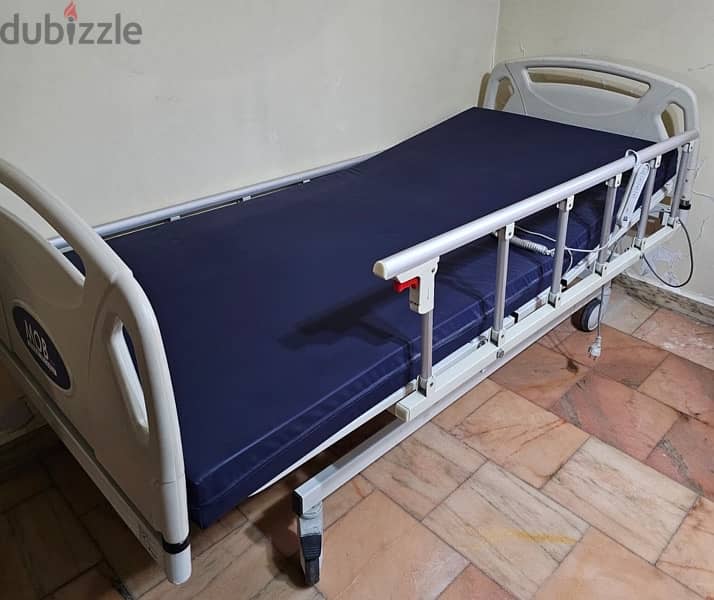 Medical Electrical bed  سرير طبي كهربائي 0