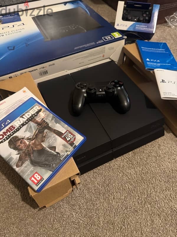 PS4 used like new 2