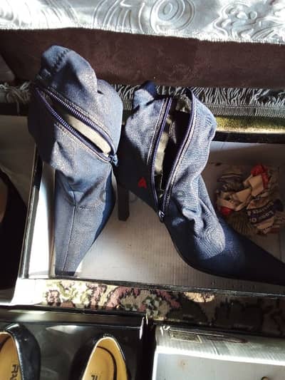 shoes colour jeans