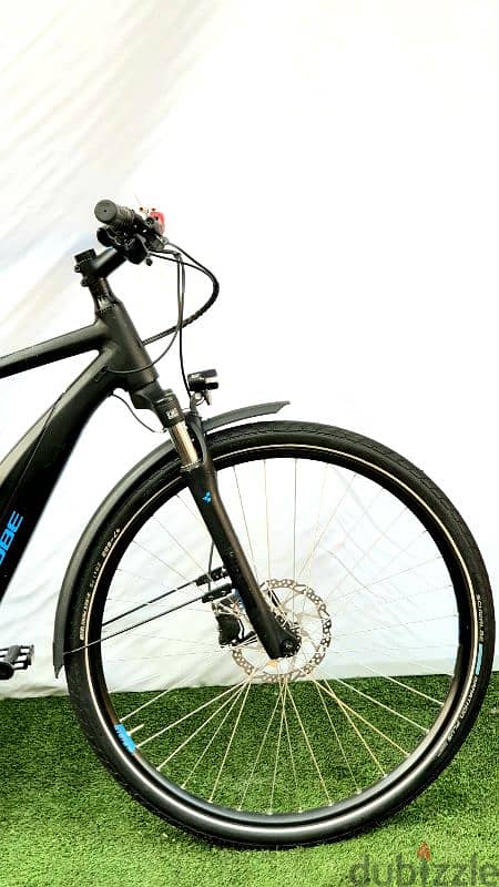 CUBE touring hybrid ebike 28 1