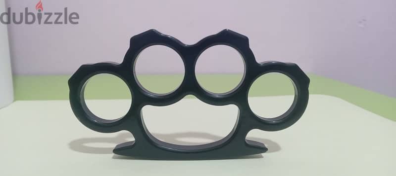 Brass knuckles (full black/rainbow) 3