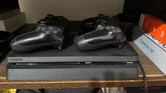 ps4 slim with 2 controllers