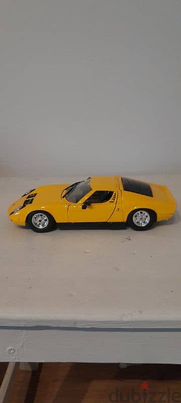 Lamborghini - 1:18 Burago 1