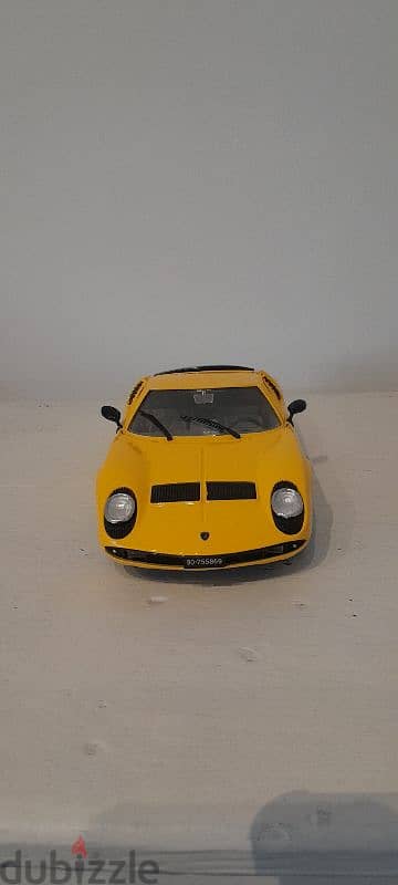 Lamborghini - 1:18 Burago 2