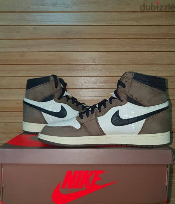 Jordan 1 Retro High OG SP "Travis Scott" Mocha 3