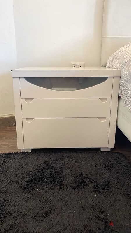 Bedroom furniture for sale 0