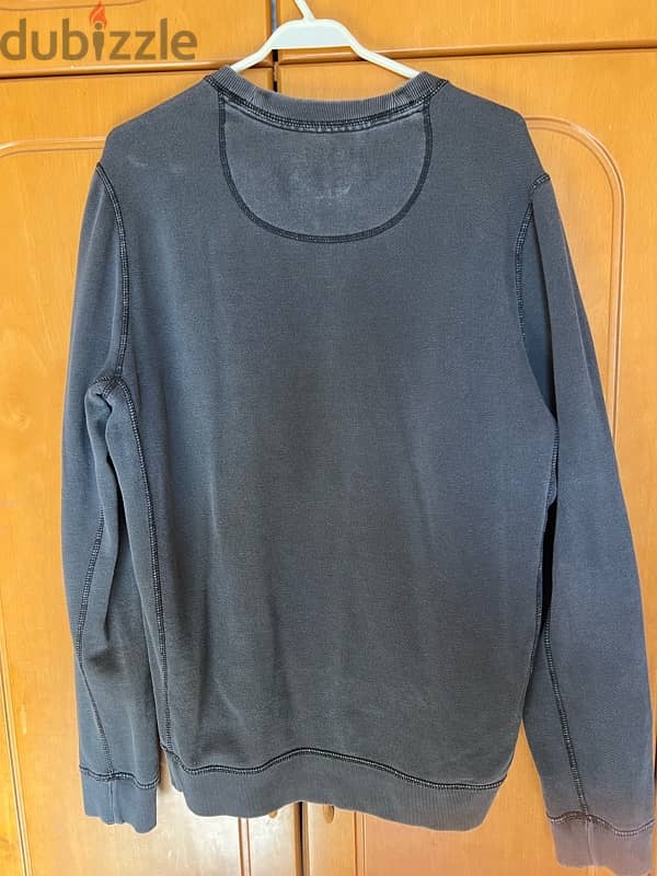 ABERCROMBIE & FITCH SWEATER 1