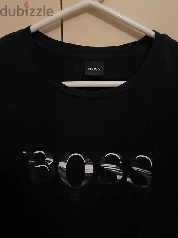 BOSS Tshirt Large 1