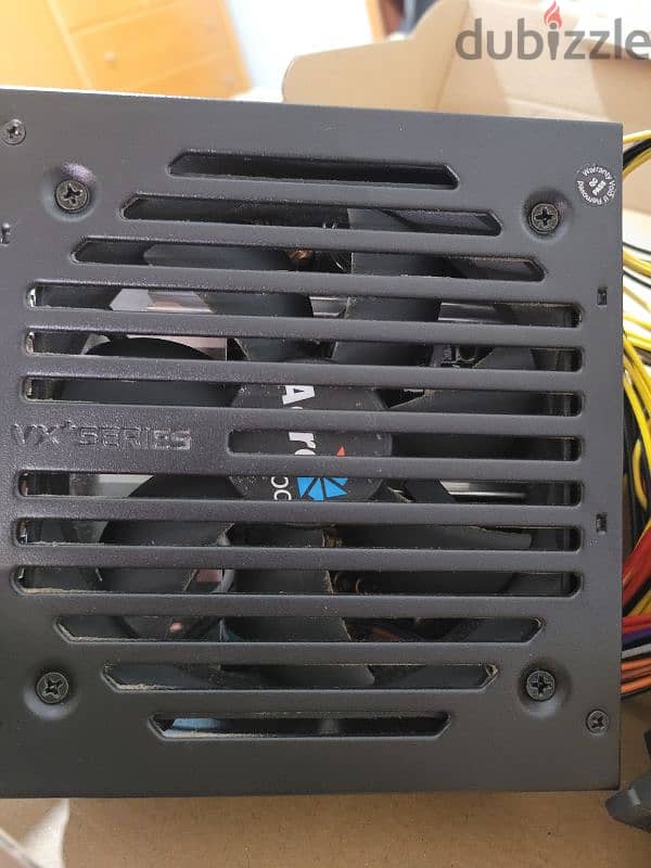 Aerocool VX PLUS Series 700W Power Supply 1