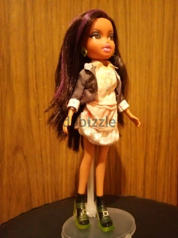 BRATZ YASMIN ALL GLAMMED DESIGNER STREAKS MGA As New doll, wear, Shoes 7