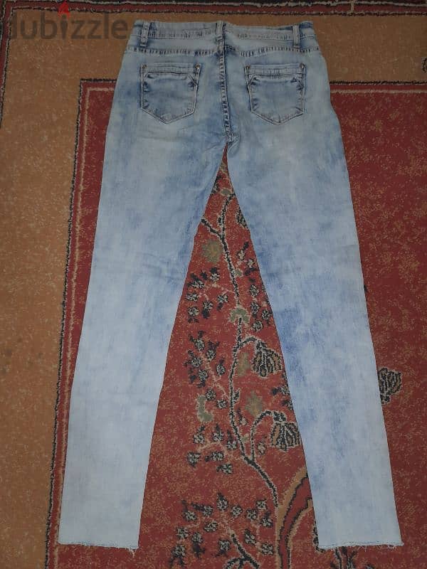 clothes size 38. any pice 2$. 6