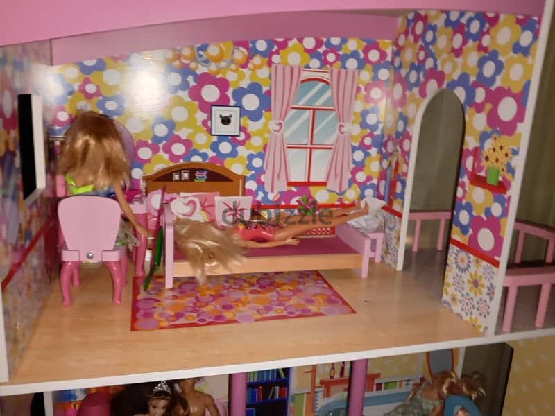 Barbie House 4