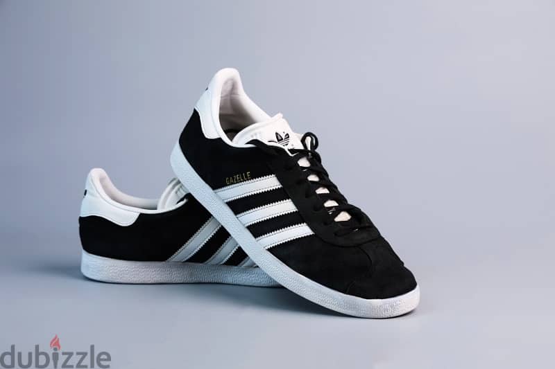 ADIDAS “Gazelle” Black & White Sneakers. (45) 2