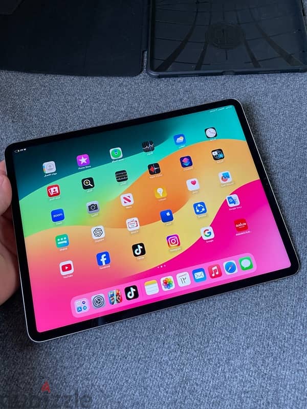 ipad pro 12.9 inch M2 1