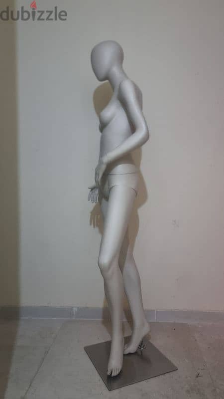 mannequin 1