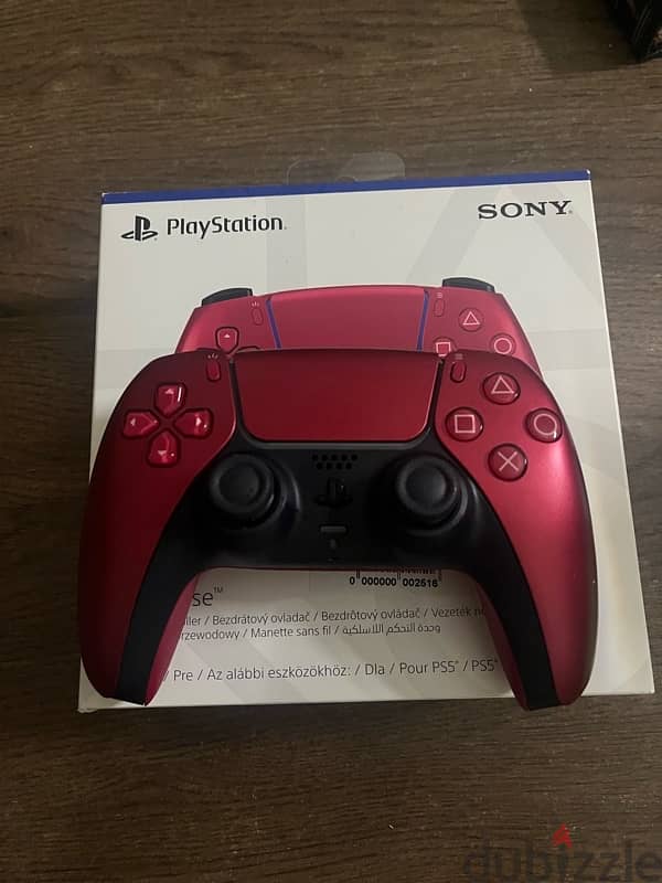 ps5 controller used like new with box and traveling container 0