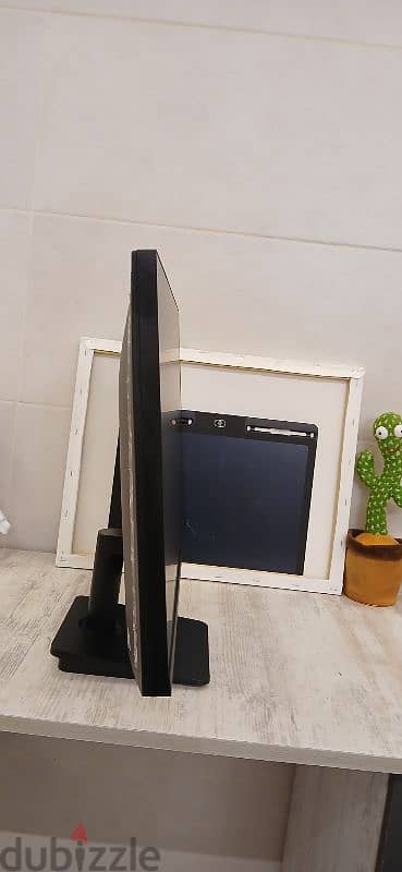 lg moniter 2