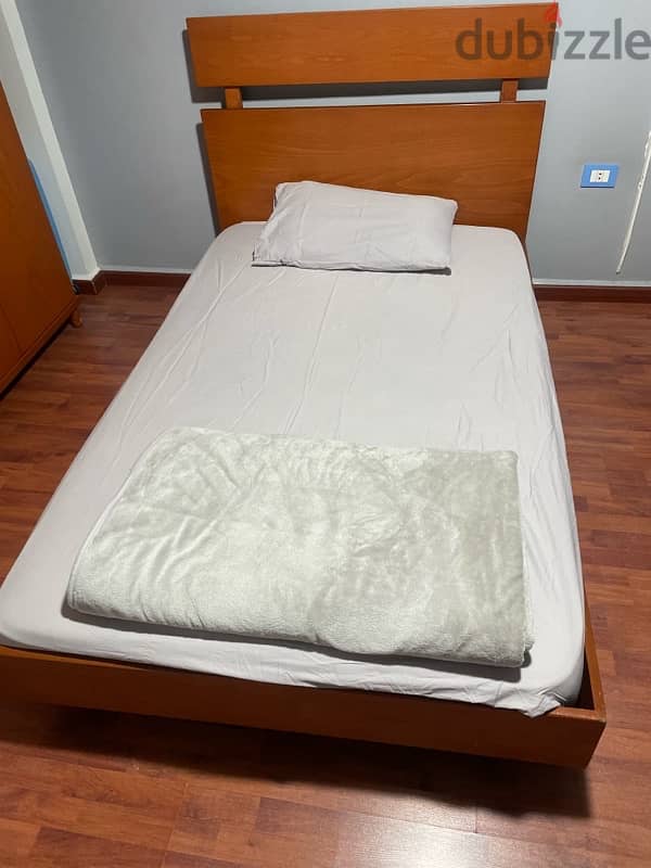 Single Bed 0