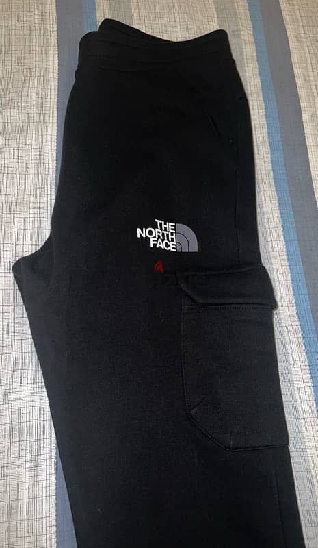 North Face Sweatpants 2