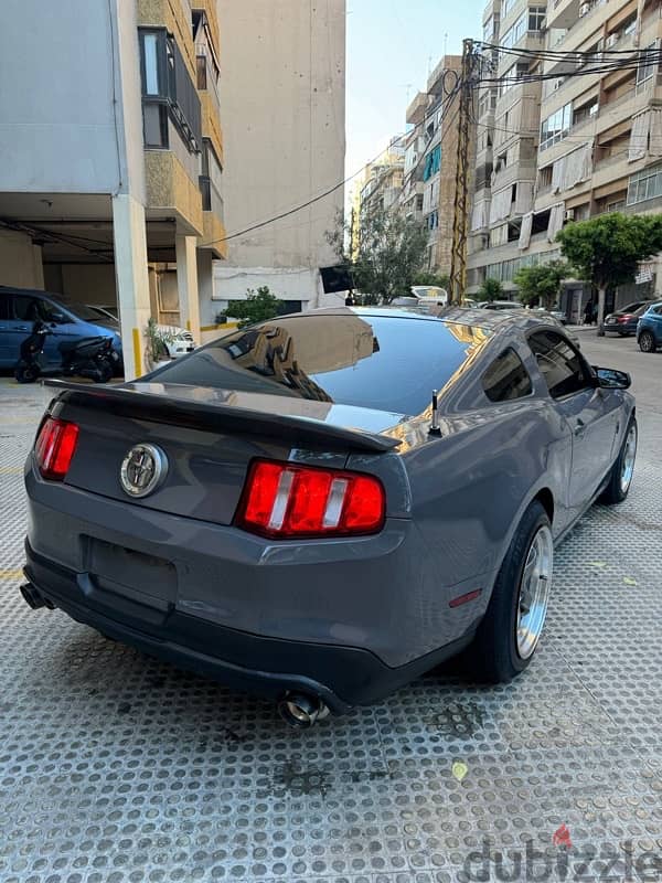 Ford Mustang 2012 0