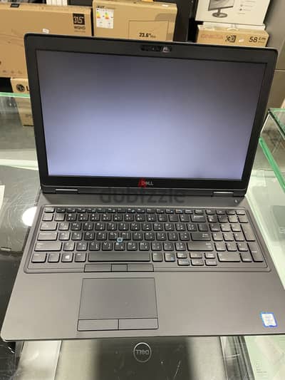 DELL  Latitude 5590