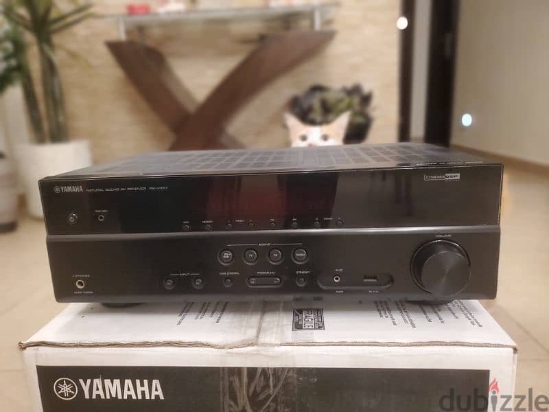 Yamaha RX-V377 like new. 0