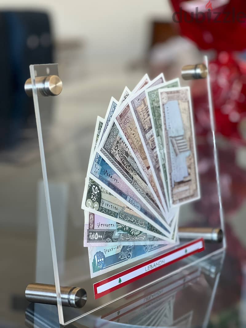 BEST CHRISTMAS GIFT lebanon, 1 lira to 1000 in Plexi هدية عيد الميلاد 1