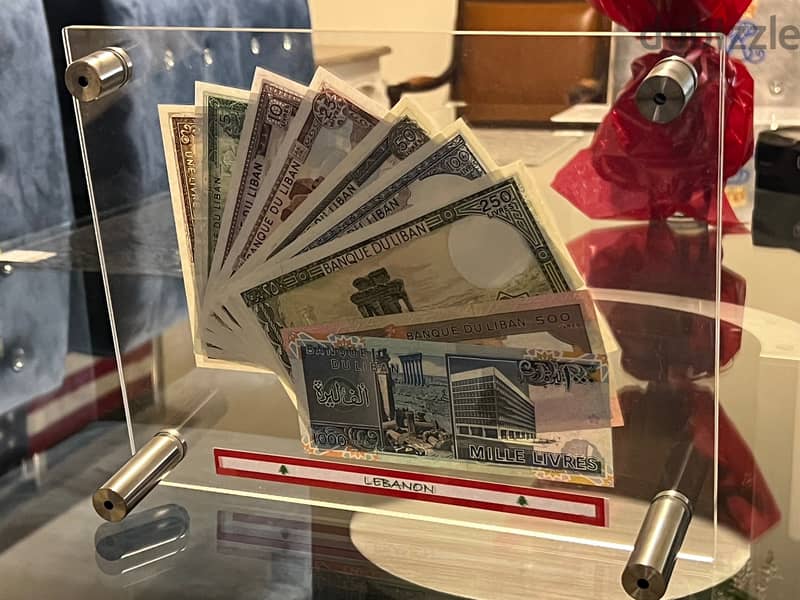 BEST CHRISTMAS GIFT lebanon, 1 lira to 1000 in Plexi هدية عيد الميلاد 5