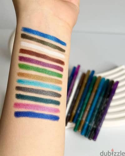 flormar colored eye liner