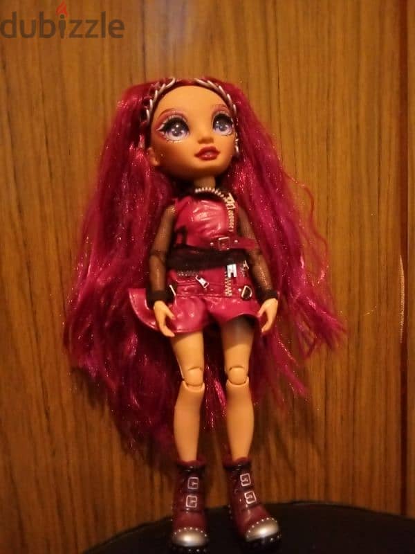 MILA BERRYMORE RAINBOW HIGH OMG BIGGER Great doll +Own wear+Own Boots. 8