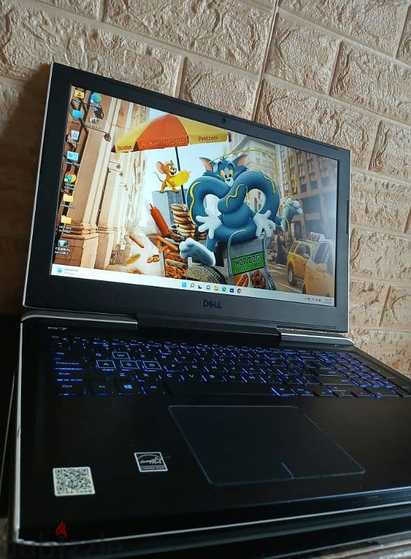 Dell G7 7588 Gaming Laptop 2