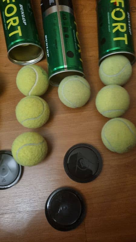 tennis  balls +grips+shock absorption bargain price 3