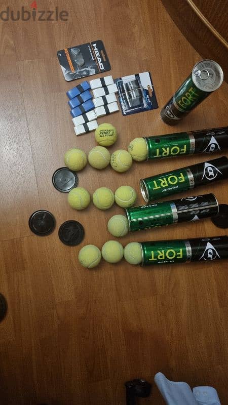 tennis  balls +grips+shock absorption bargain price 8