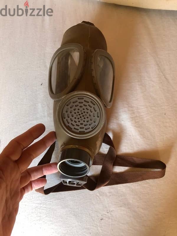 gas mask collectible 2