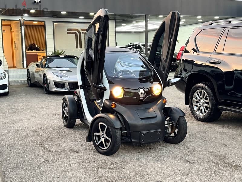 RENAULT TWIZY 2018, FULL ELECTRIC, 4.500Km ONLY, LIKE NEW !!! 0