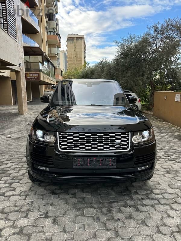 Range Rover Vogue V8 supercharged 2017 black on black (clean carfax) 0