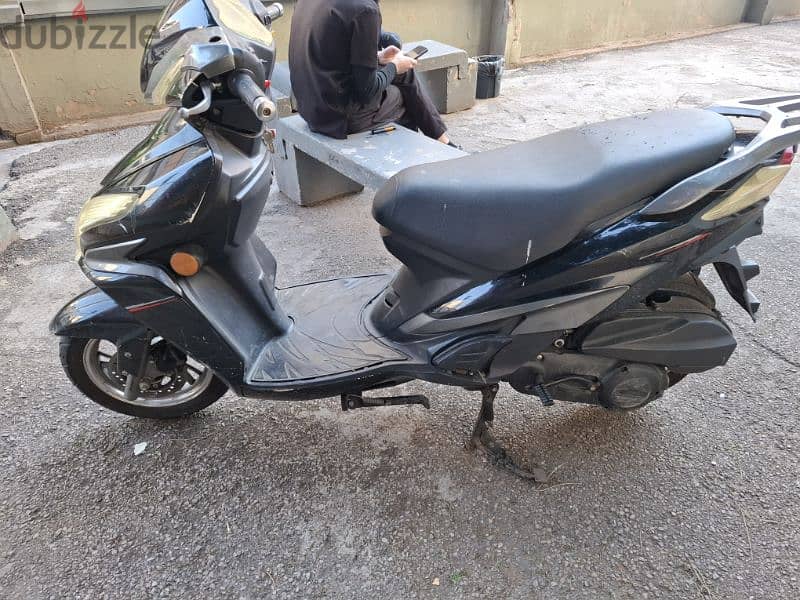 moto vr 150 cc 2