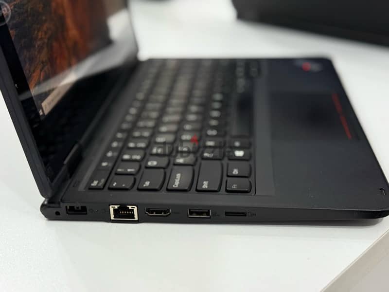 Lenovo yoga E11 x360 touch screen 3