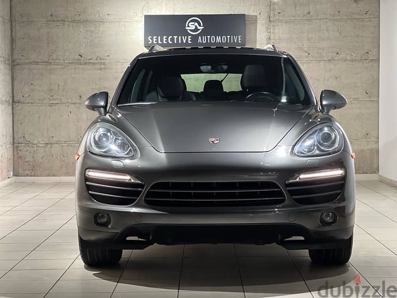 Porsche Cayenne V6  2011 Clean carfax 0