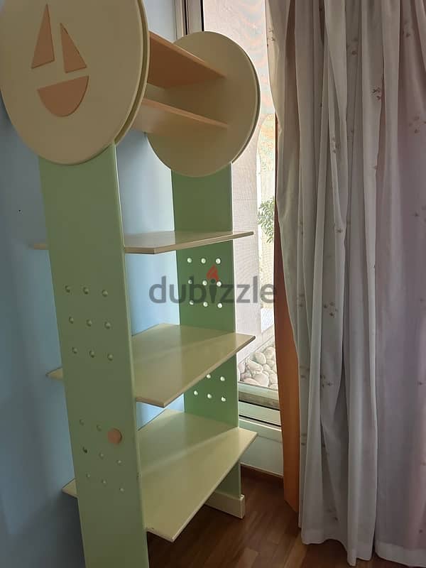 full kid bedroom good condition 0