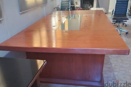 Great condition طاولة مكتب للاجتماعات قشر زين 5,20م | Conference Table