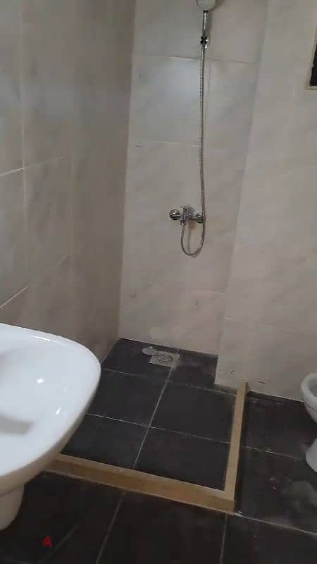 apartment for rent in Ain Remmaneh شقة للايجار في عين رمانة 0