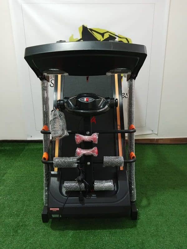 2.5hp bonanza , automatic incline, vibration massage,aux 4