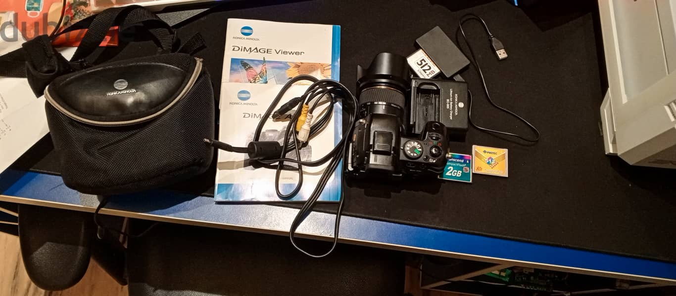 Nikon DiMAGE A200 with all the accessories you'll need 0