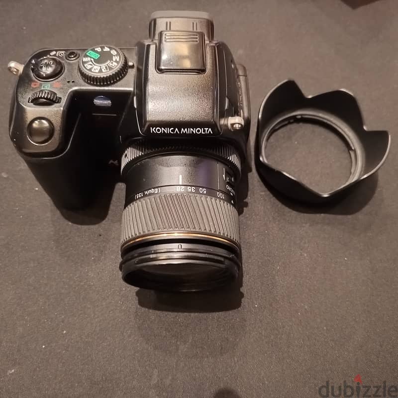 Nikon DiMAGE A200 with all the accessories you'll need 1