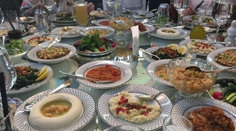 +96176961701Catering نقدم اطيب انواع المعجنات والاطباق شغل بيت نظافة 1